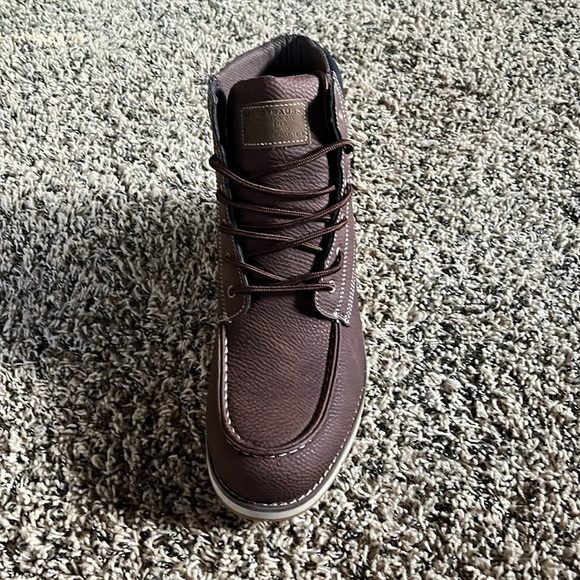 Levi’s Men's Dean WX UL Faux-Leather Rugged Casual Hiker Chukka Boots - Picture 2 of 5